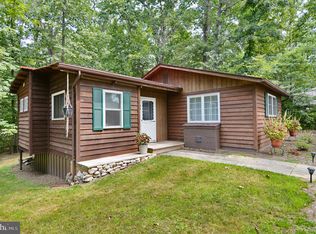 122 River Park Ln, Bluemont, VA 20135