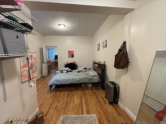 5th image of 37-09 Crescent St #2A