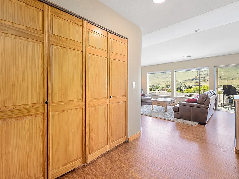 808 W Manson Rd #C303 — Photo 6