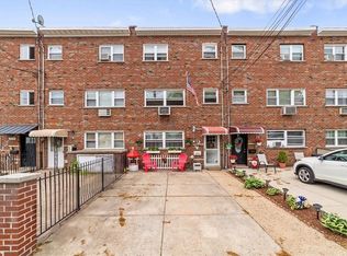 2529 Hollers Ave, Bronx, NY 10475