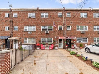 2529 Hollers Avenue, Bronx, NY, 10475