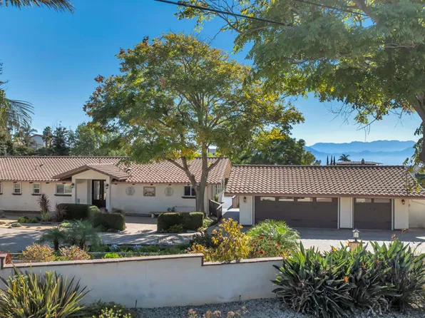 136 Cerro Crest Dr, Camarillo, CA 93010