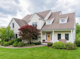 68 Kim Pl, Holliston, MA 01746