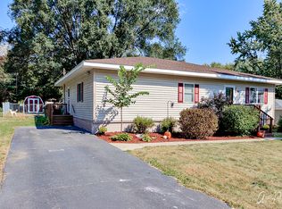 1412 May Ave, Johnsburg, IL 60051
