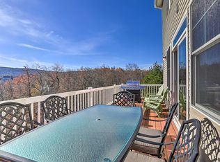 542 Upper Deer Valley Rd #542, Tannersville, PA 18372