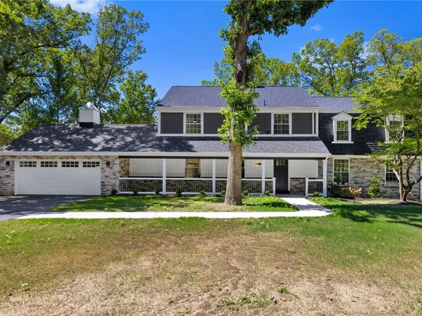 8241 Thompson Run Rd, Pittsburgh, PA 15237