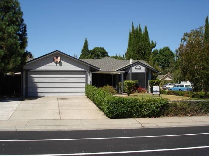 1st image of 2991 Azevedo Dr