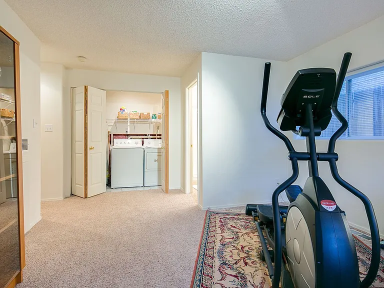 12822 Bellaire St — Photo 28