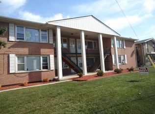 7831 S Roberts Rd APT 2, Bridgeview, IL 60455