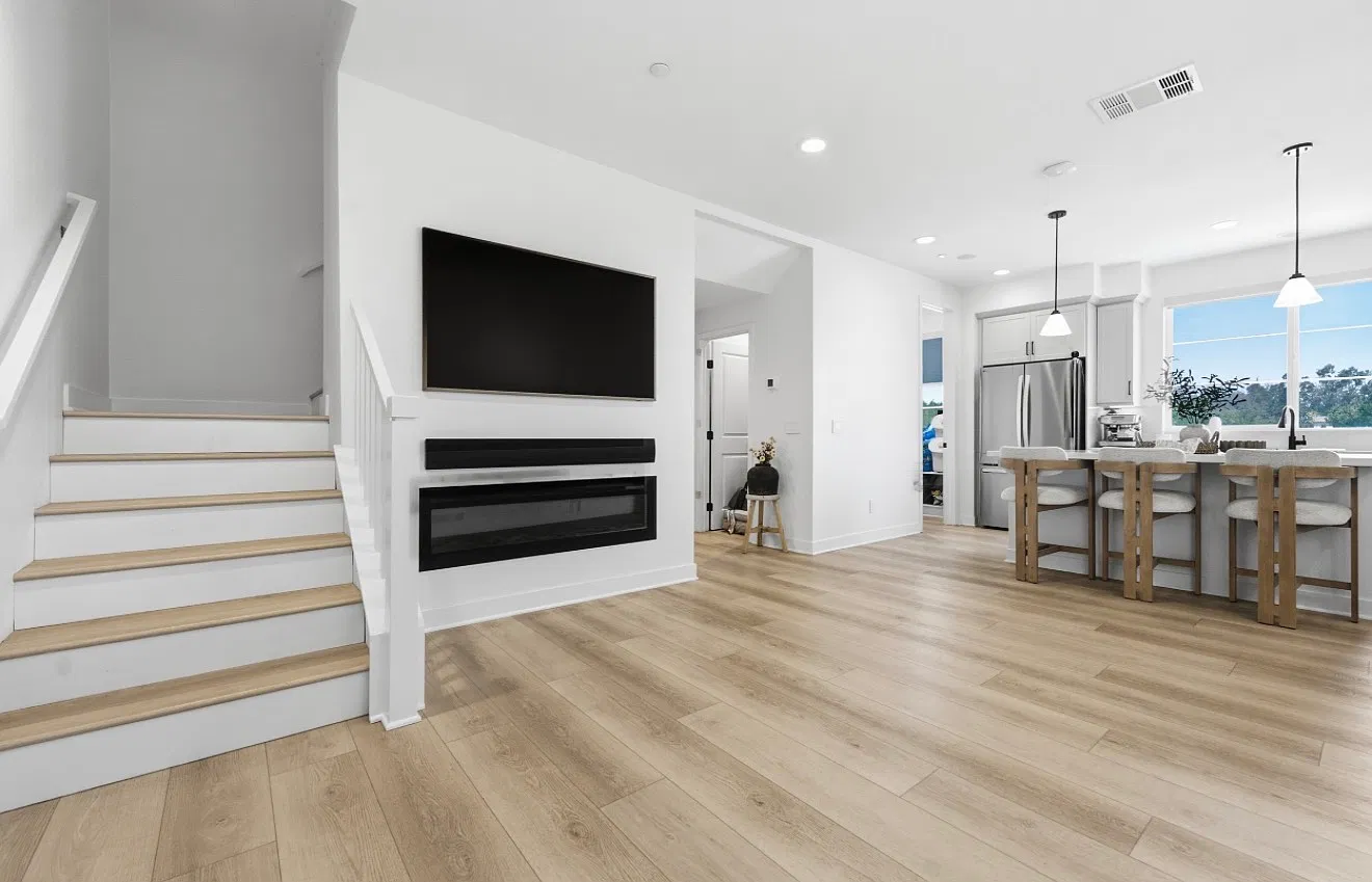 2 bed, 2.5 bath, 1191 sqft, $3,600 — Photo 3