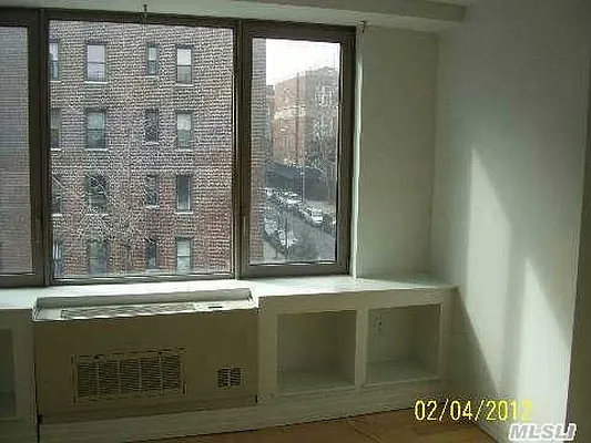 Rented by Prime Realty | media 19