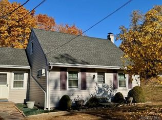 179 River Rd N, Wappingers Falls, NY 12590