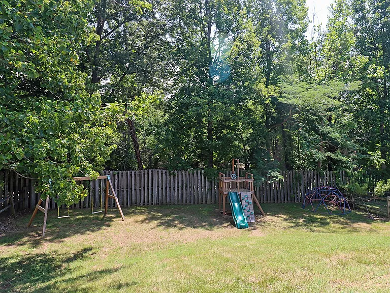 2968 Magnolia Bnd — Photo 21