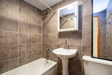 Rented by R New York