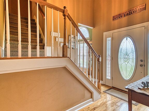 2nd image of 426 Stephens Hill Rd