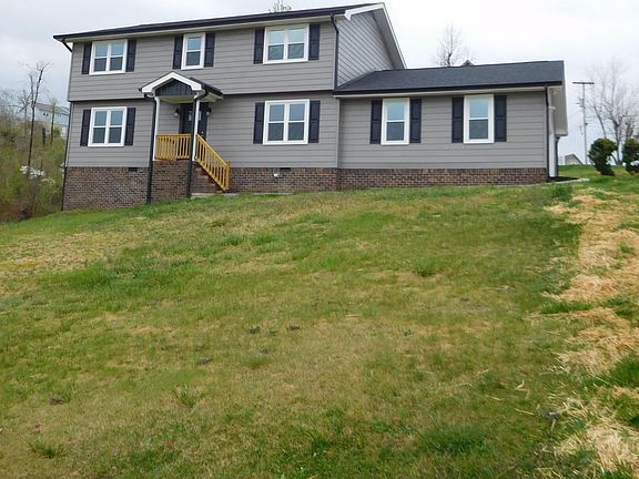 4th image of 8100 Gladys Ln