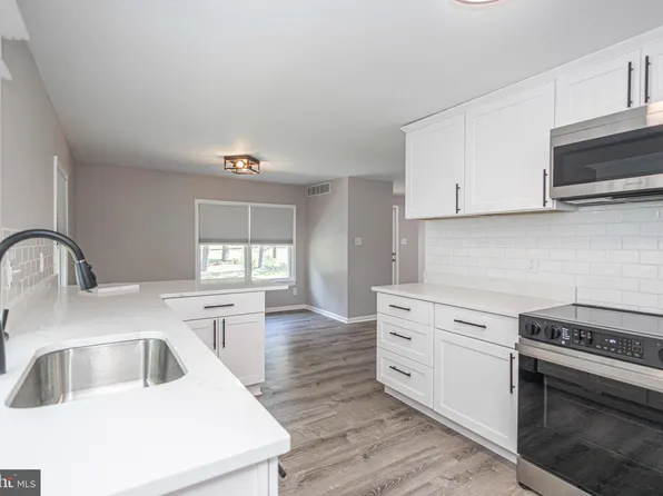 125 Richardson Rd, Lansdale, PA 19446