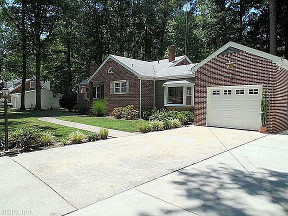 2nd image of 321 Mimosa Dr