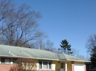 9 E Rocket Cir, Park Forest, IL