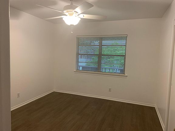 3rd image of 4700 Abbott Ave #D