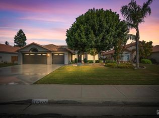 10308 Walnut Creek Ct, Bakersfield, CA 93311