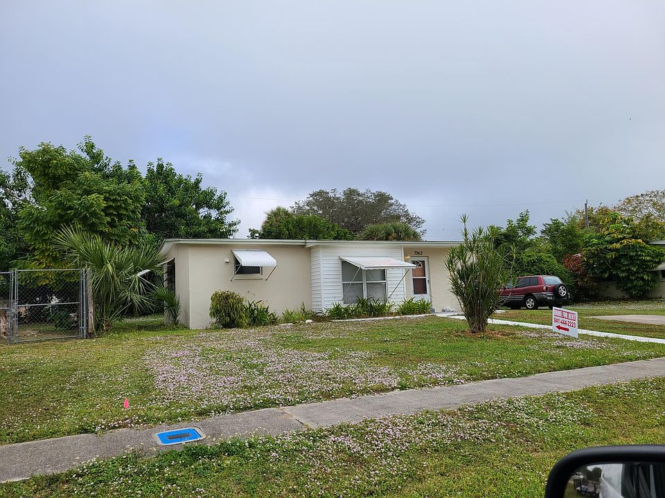 1st image of 7962 Jeffery Ave