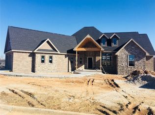 3700 Doering Dr, Pea Ridge, AR 72751