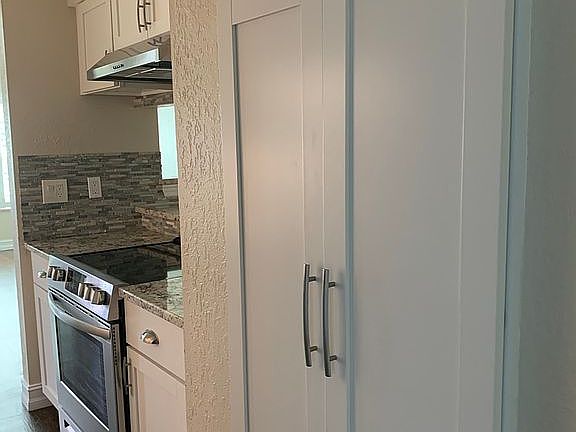4th image of 1401 S Palmetto Ave APT 316