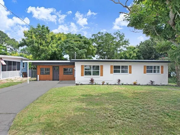 124 EDGEWATER DRIVE, WINTER HAVEN, FL 33881