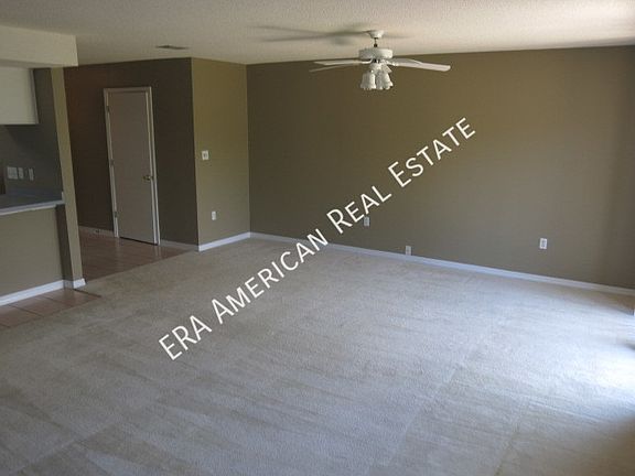 4th image of 1825 Whispering Oaks Ln