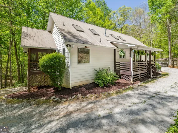 3617 Pea Ridge Rd, Cornelia, GA 30531