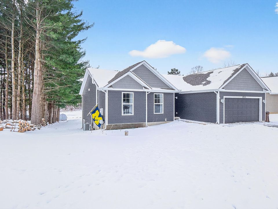 1st image of 4461 Spinnaker Ln