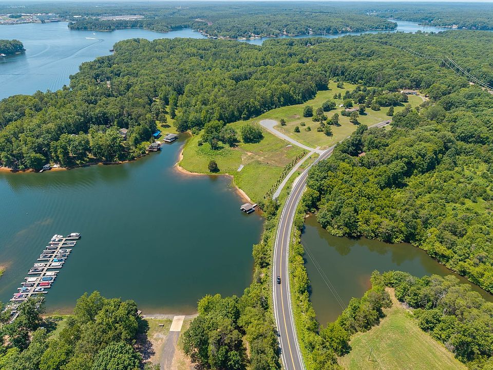 Waterfront at Eagle Point Community