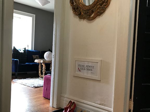 3rd image of 434 Ashland Ave #2
