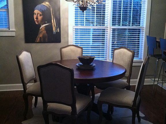 Dining room w/ chandelier