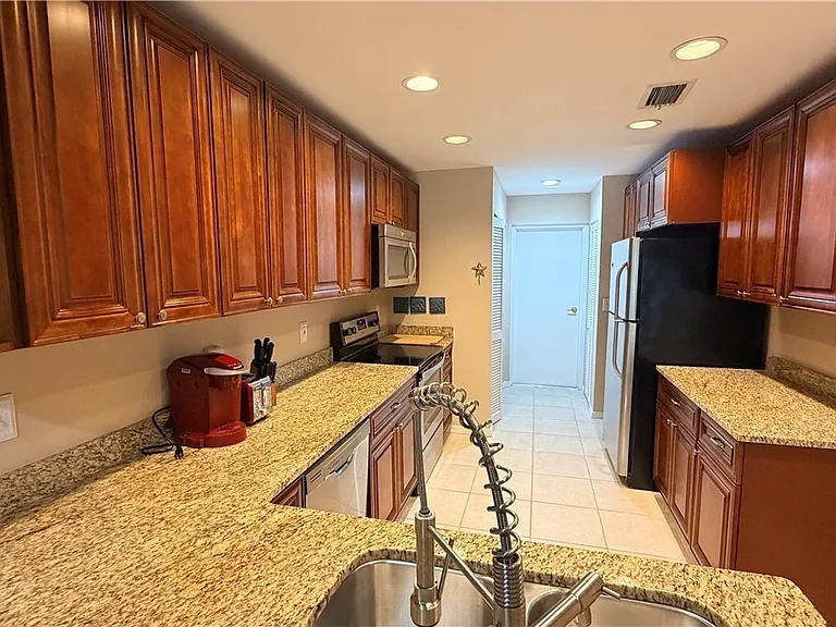 12020 Champions Green Way #112 — Photo 30