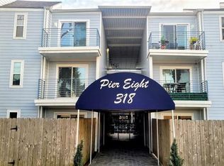 318 Lake Marina Ave APT 305, New Orleans, LA 70124