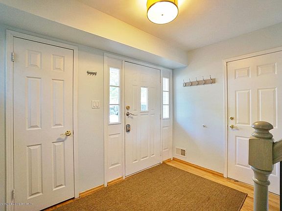 2nd image of 36 Hemlock Ln