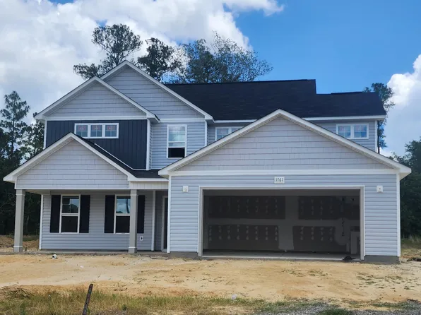 1761 Ragsdale Rd, Hope Mills, NC 28348