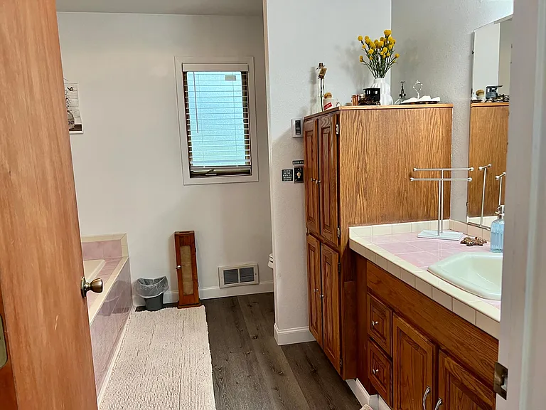 34373 Hilltop Dr — Photo 18