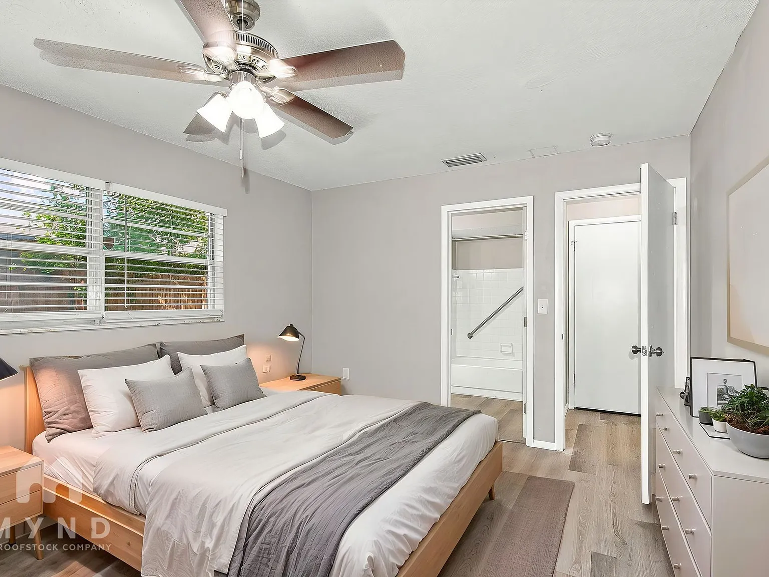 2 bed, 2.0 bath, 1666 sqft, $1,725 — Photo 4