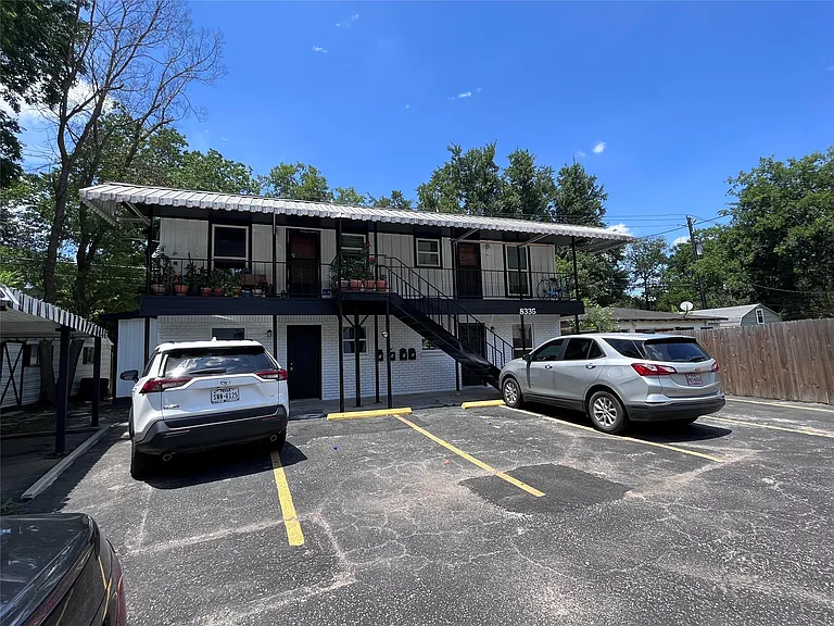 8335 Bonner Dr #3 — Photo 10