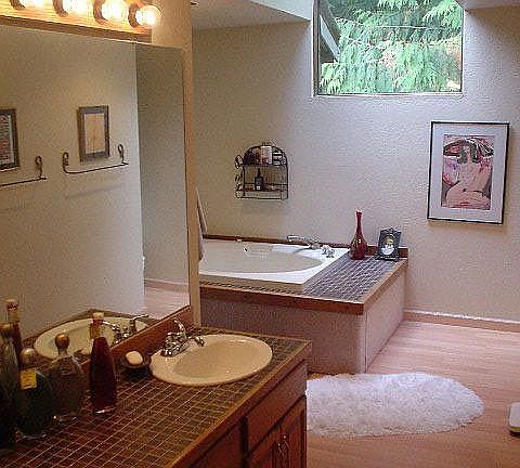 5th image of 17165 SE 40th Pl