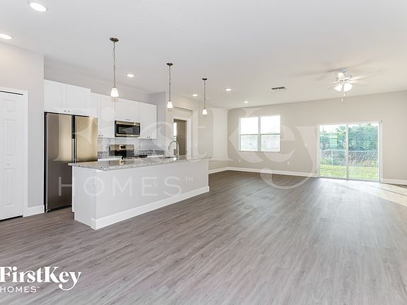 2nd image of 3180 Halsey Ave SE