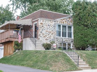 613 Colebrook Rd, Philadelphia, PA 19115