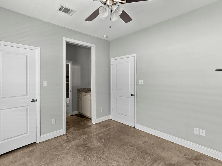 2806 Gordon Ave — Photo 10