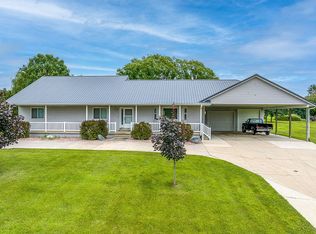1226 Winchester Cir NE, Swisher, IA