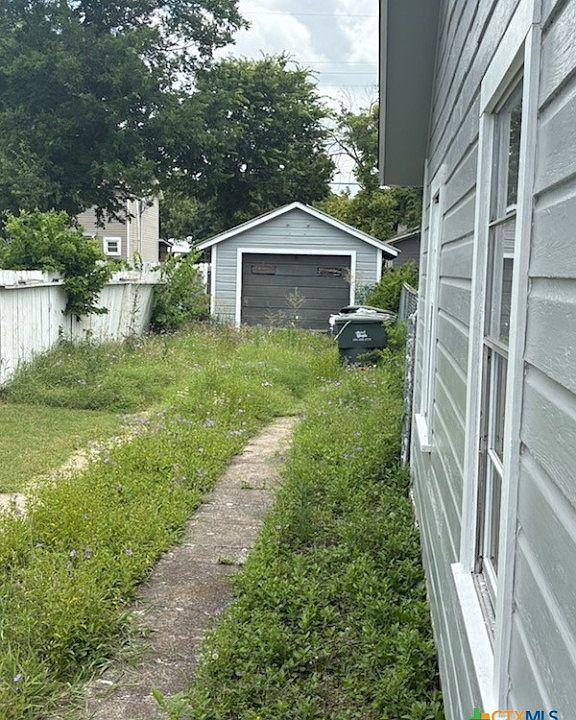 2nd image of 1017 S 21st St