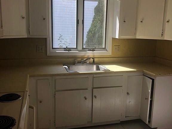 3rd image of 60 E Elm Ave #59