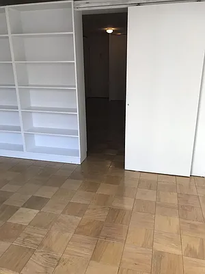 Rented by Carlyle Property Management | media 12